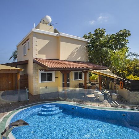Ayia Napa Tropical Beach Villa エクステリア 写真