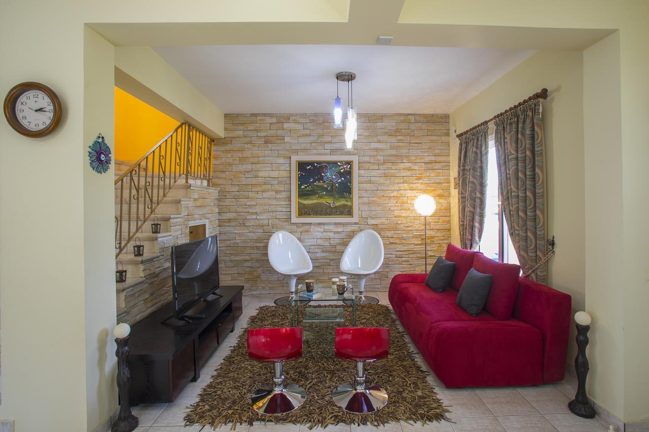 Ayia Napa Tropical Beach Villa エクステリア 写真
