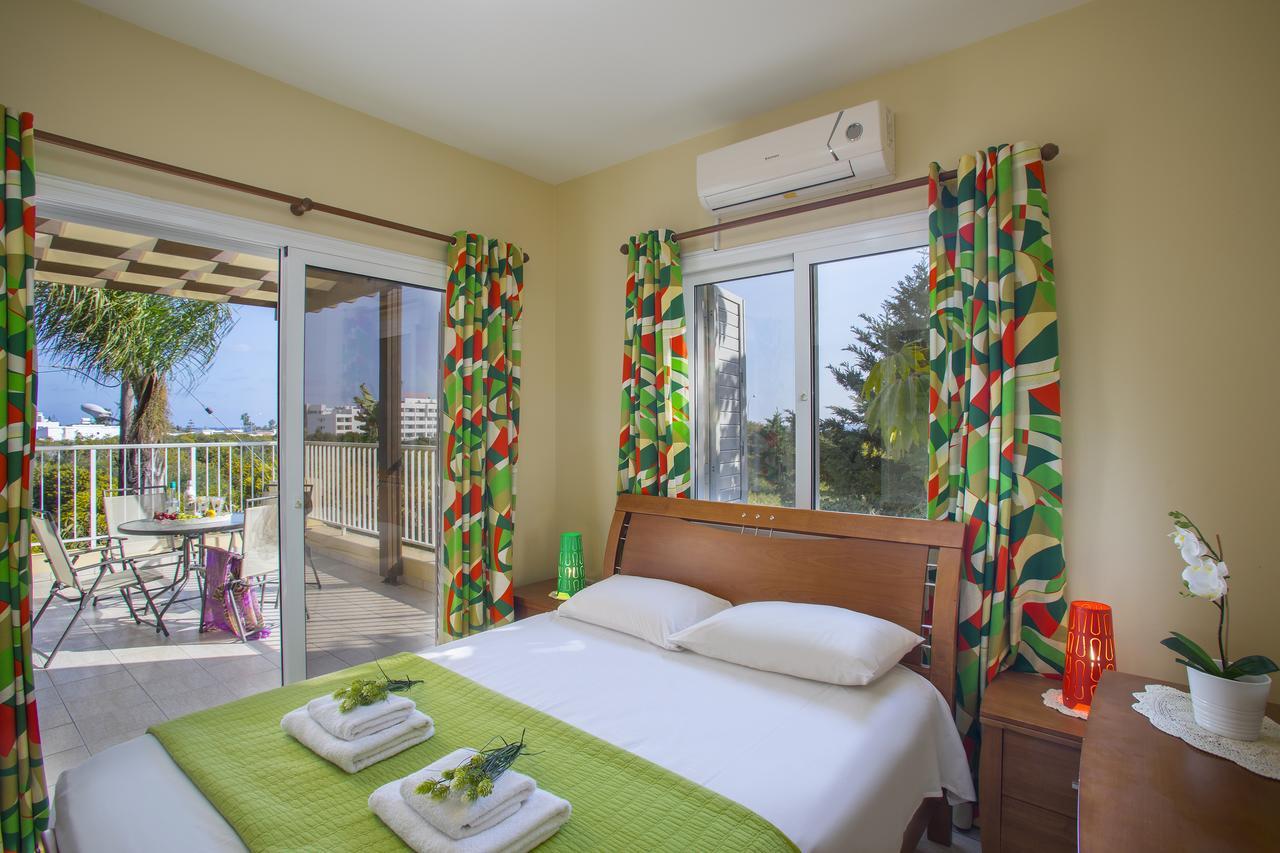 Ayia Napa Tropical Beach Villa エクステリア 写真