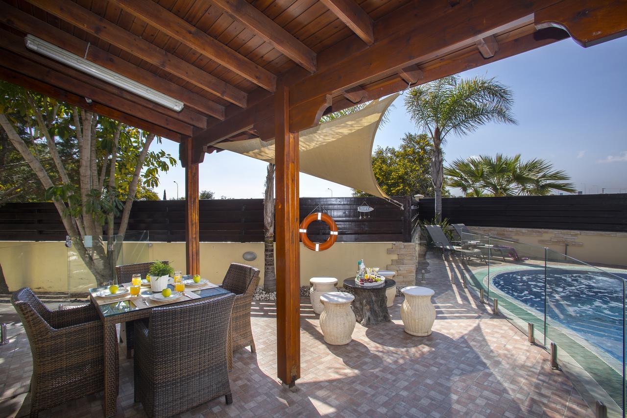 Ayia Napa Tropical Beach Villa エクステリア 写真