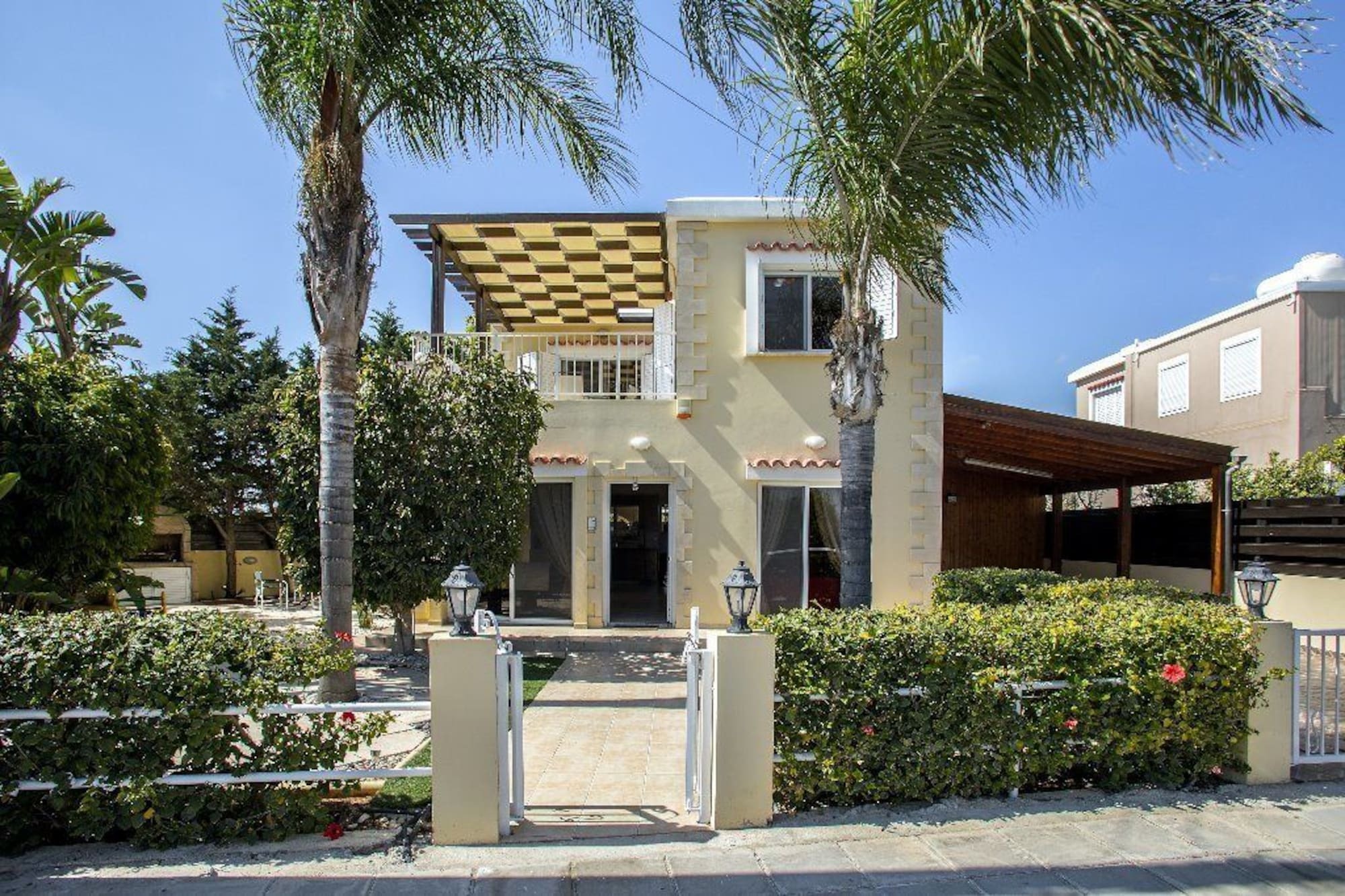Ayia Napa Tropical Beach Villa エクステリア 写真